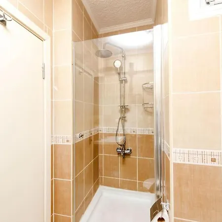 Qbra House 2br Walk To Landmarks איסטמבול